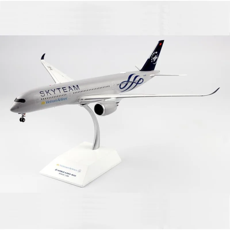 

1:200 Scale Vietnam Airways A350-900 Airlines Model with Base Alloy Aircraft For Collectible Souvenir Show Gift Toys
