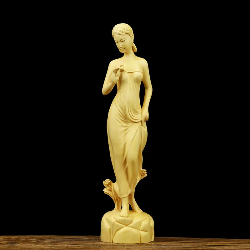 

Yueqing boxwood carving ornaments carving technology solid wood Chinese decorative figures beauty in love