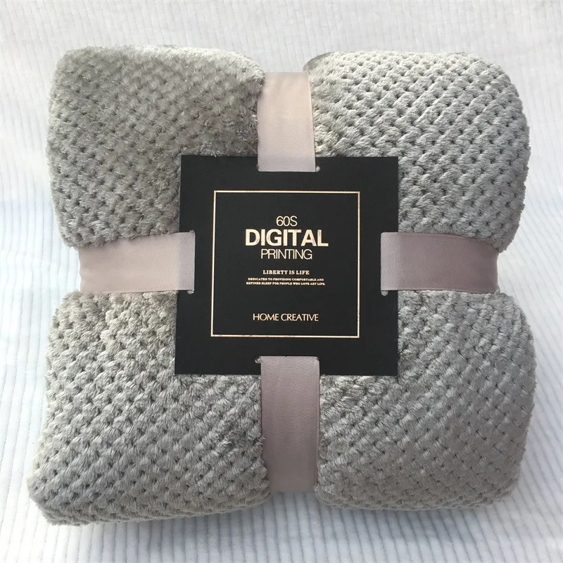 

Bedding Outlet Flannel Fleece Throw Blanket Soft Blanket Solid Color Bedspread Plush Cover for Bed Sofa Christmas Gift