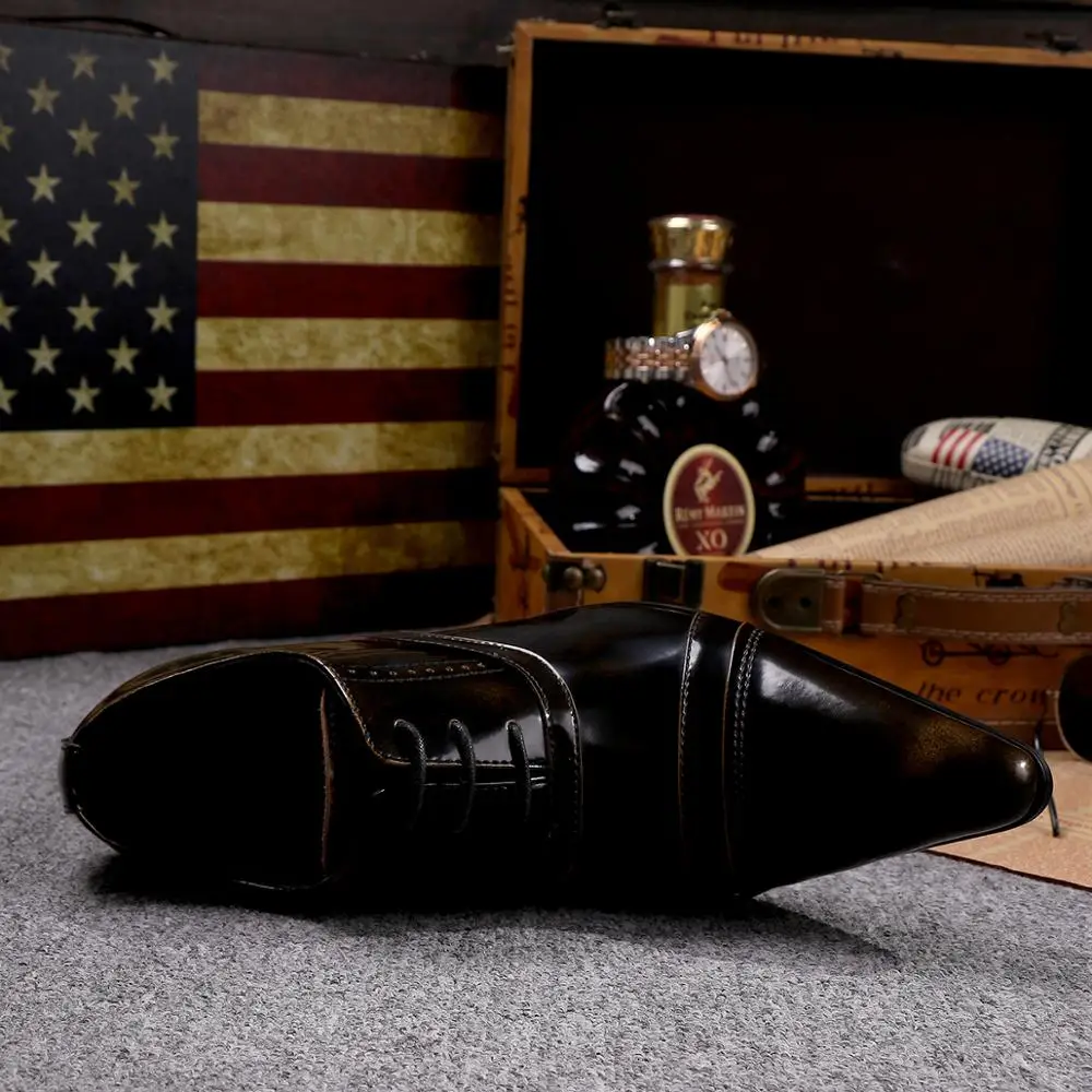 

Christia Bella Genuine Leather Men Oxfords Shoes Pointy Toe Lace Up Men Brogue Shoes Fashion Leather Business Formal Shoes Brown