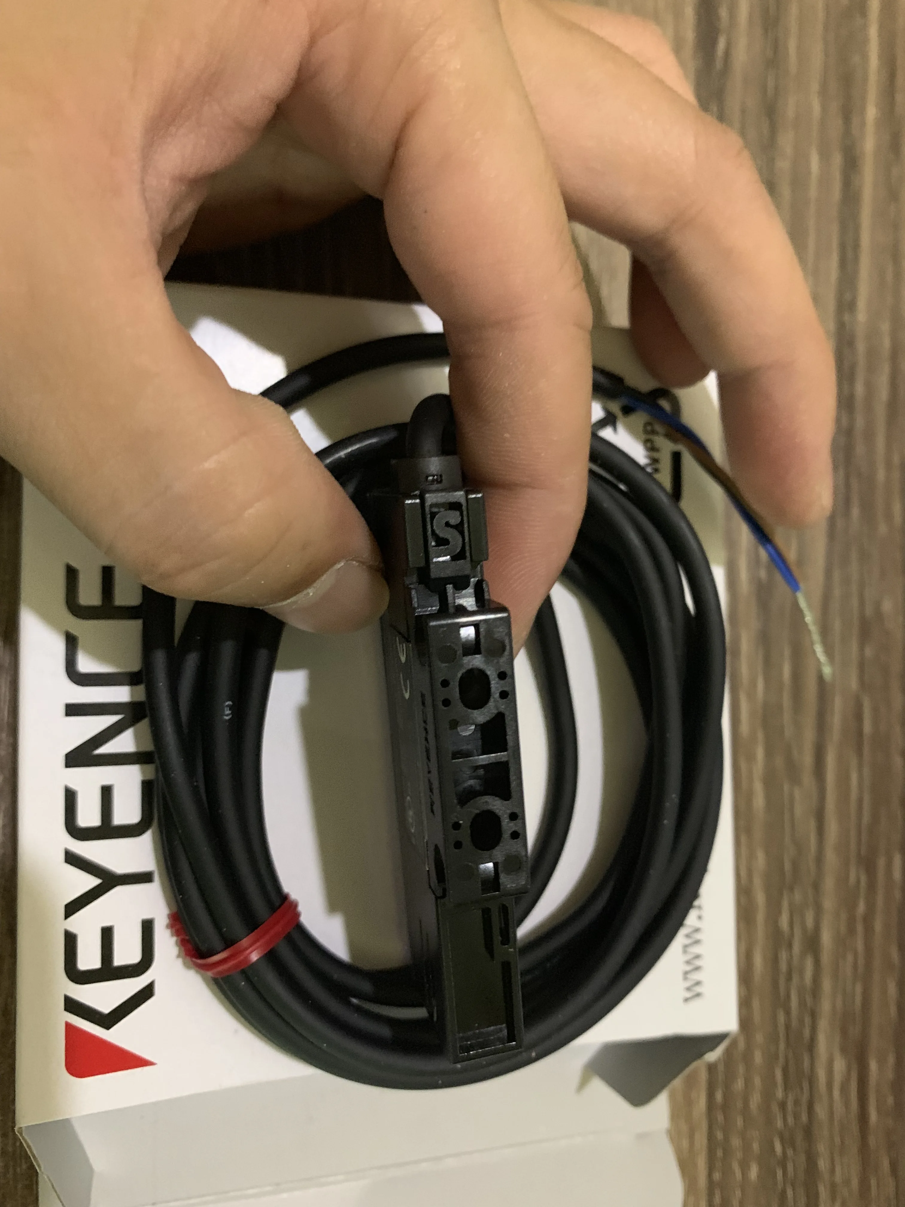 Фотоэлектрический переключатель Keyence фотоэлектрический датчик цифровой
