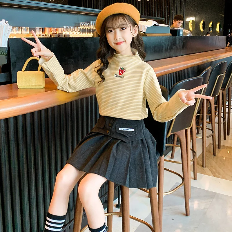 

Модные зимние детские футболки в полоску для девочек, детская теплая одежда, повседневные школьные топы для подростков, детские вельветовы...