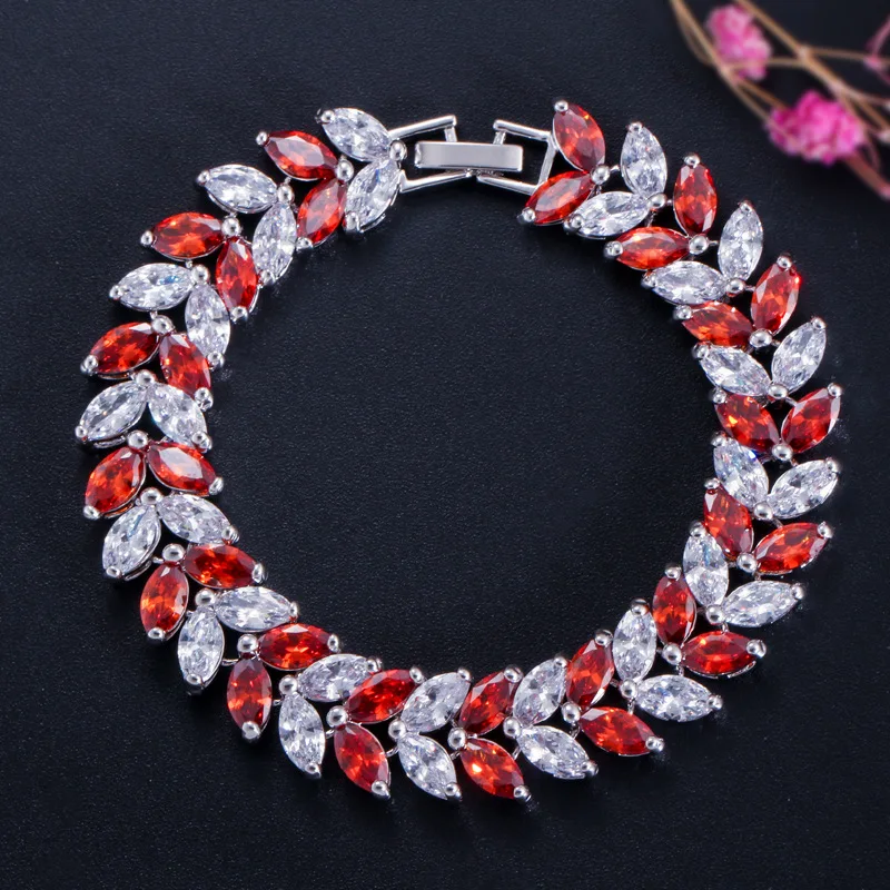 

Hot Sale New Fashion Luxury Super Flash Beautiful Crystal Exquisite Bracelet Accessories For Women Jewelry