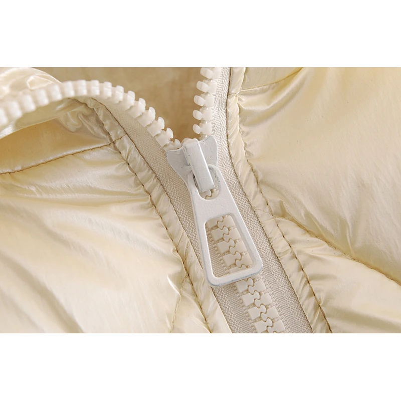 

Za 2021 Fashion Women Glossy Thick Casual Jackets Beige Black Oversized Pleated Coats Mujer Vintage Loose Parkas