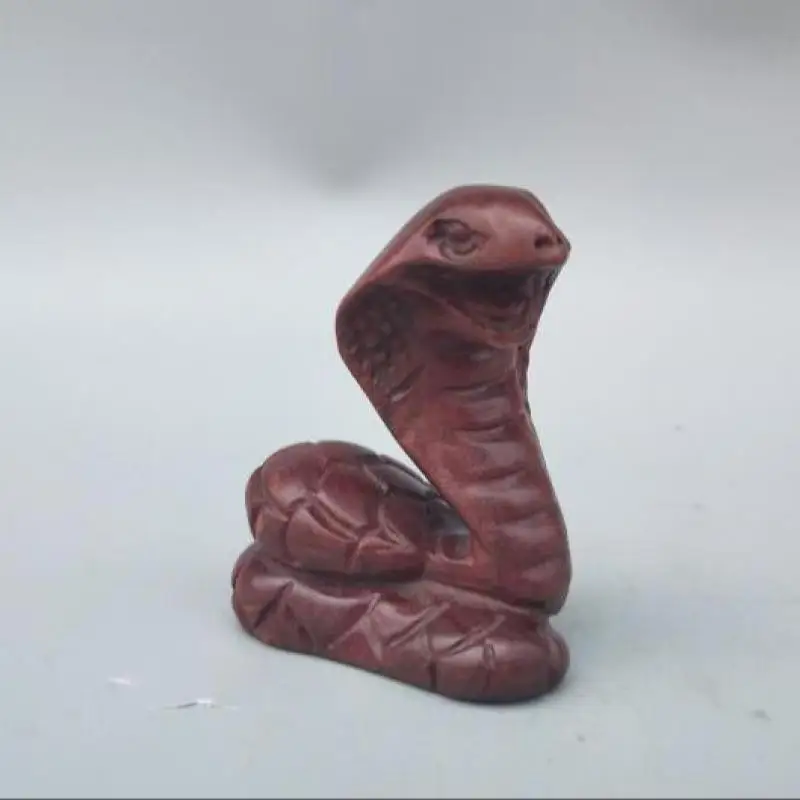 

Китайская маленькая статуя змеи с резьбой по дереву
