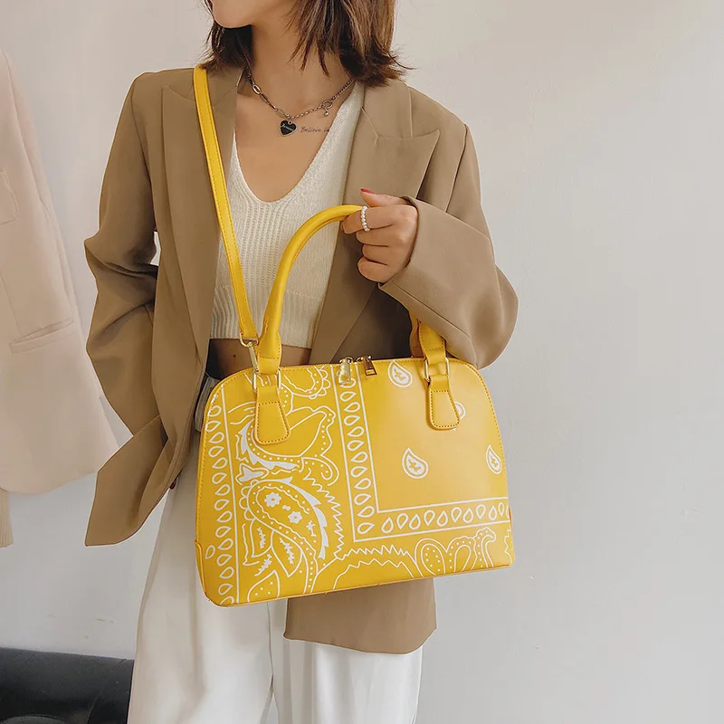 

Light Luxury Retro Fashion Simple Printing and Dyeing Ladies Shell Bag 2021 New Commuter All-match Shoulder Messenger Bag Bolso