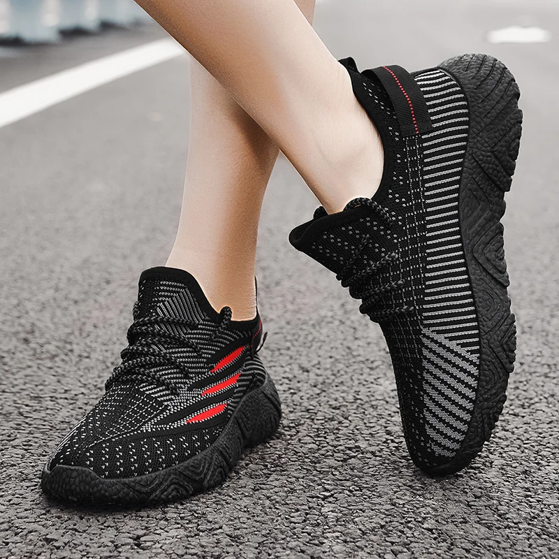 

Women's Sneakers 2021 New Couples Shoes Men and Female Fashion Casual Shoes Breathable Mesh White Sneakers Shoes Tenis Feminino