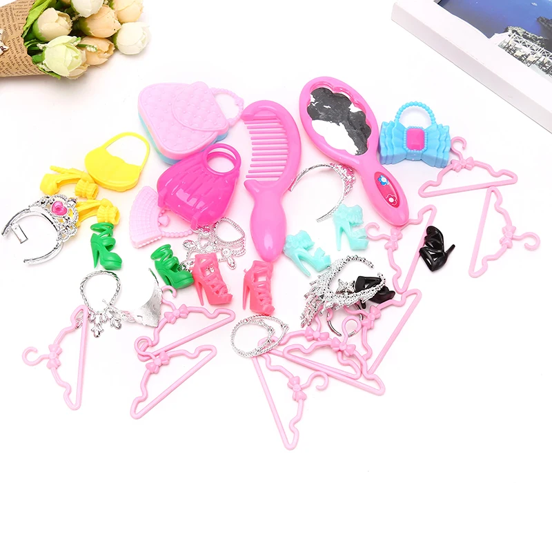 

30Pcs Hangers Teapot Dollhouse Accessories For Doll Kids Toys Set Doll Items Mixed Styles Shoes Jewelry Comb