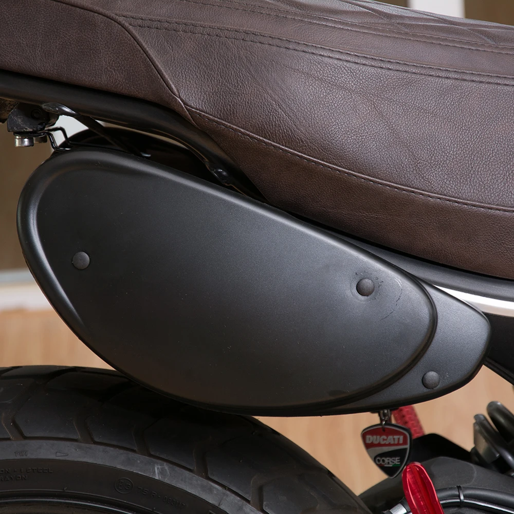 1 пара заднего сиденья Защитная крышка боковая панель Palte с кронштейном наклейки