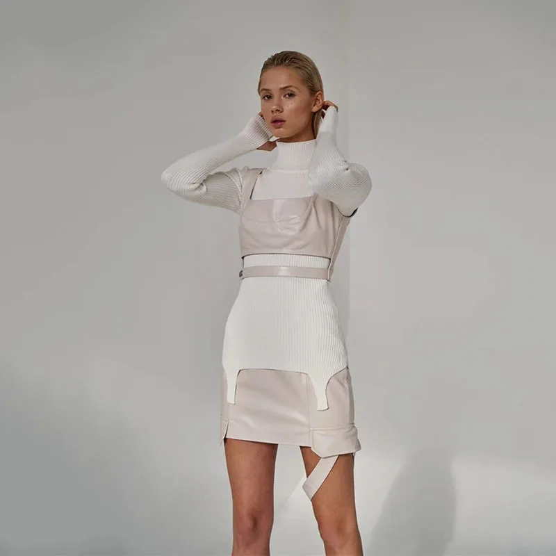 2021 нишевой дизайн шикарный вырез однотонная вязаная куртка свитер женское