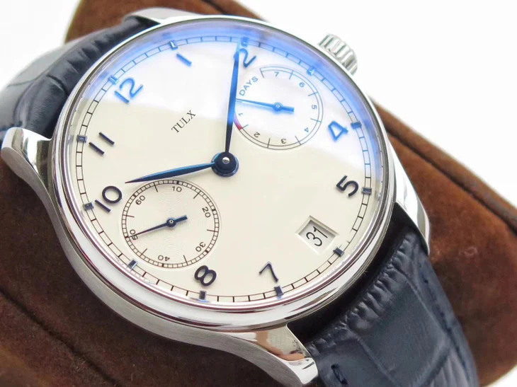 

Replica Men's Watches TULX 500705 New Automatic Mechanical Luxury Brand Watch Hot-sale Top-quality White Dial