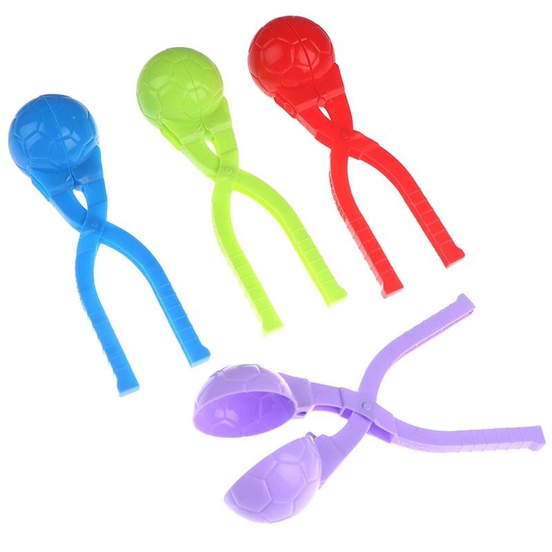 

1pc Lovely Football Snowball Clip Maker Clip Children Outdoor Winter Snow Sand Mold Tool Creative Outdoor Fun & Sports
