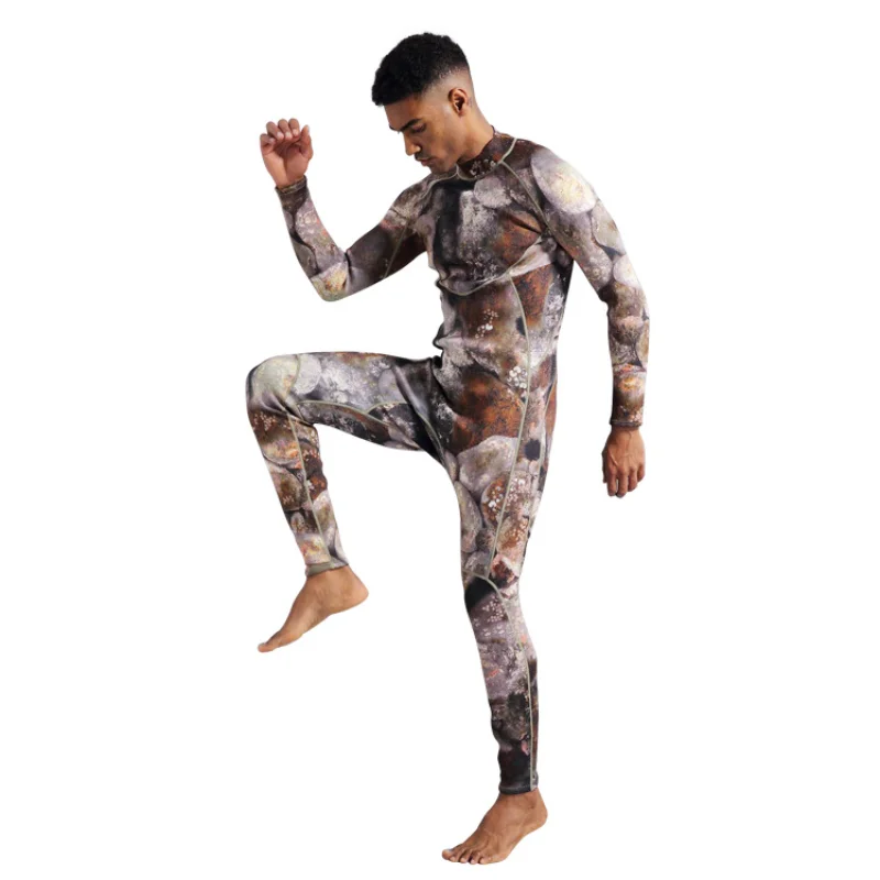 

3mm Swim Wetsuits Camouflage Long Sleeve Fission Hooded 2 Pieces of Neoprene Submersible Suit for Men Keep Warm Diving Suit