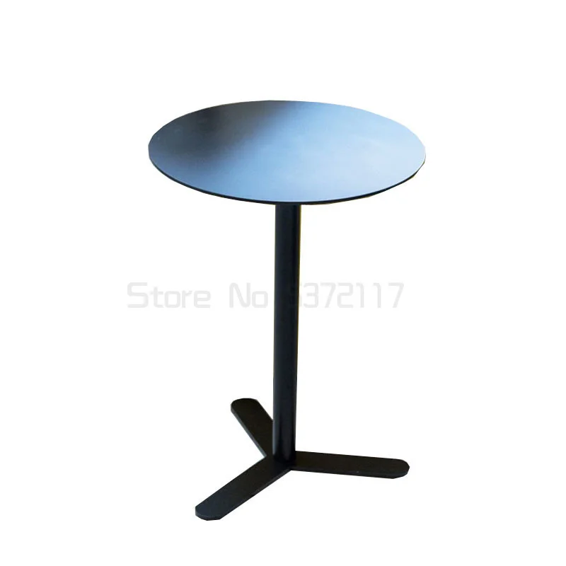 

Простой Круглый столик в нордическом стиле для магазина молочного чая, маленький металлический угловой журнальный столик в современном ст...