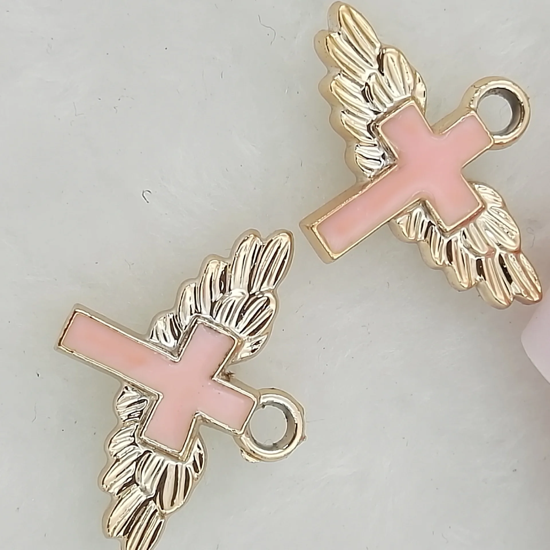 

10PCS/Lot Angel Wings Cross Jewelry Accessories Christening Baptism Wedding Bridal Shower First 1st Communion Gifts Baby Decors