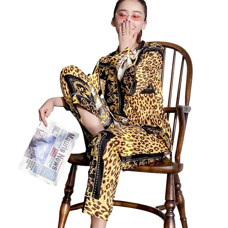 Атласные пижамные комплекты с принтом неглиже винтажная Ночная сорочка