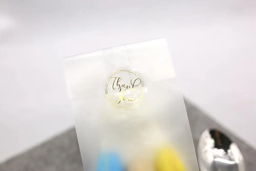 Прозрачные круглые наклейки с золотым рисунком подарочные бумажные