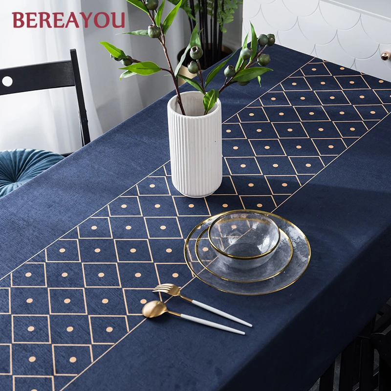 Роскошные скатерти золотые бархатные рождественские для свадебного стола