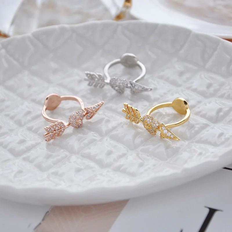 

Модные трендовые кольца в форме сердца со стрелкой и купидоном, медное покрытие, золото 18 карат, трендовые кольца в виде планеты, серебро и з...