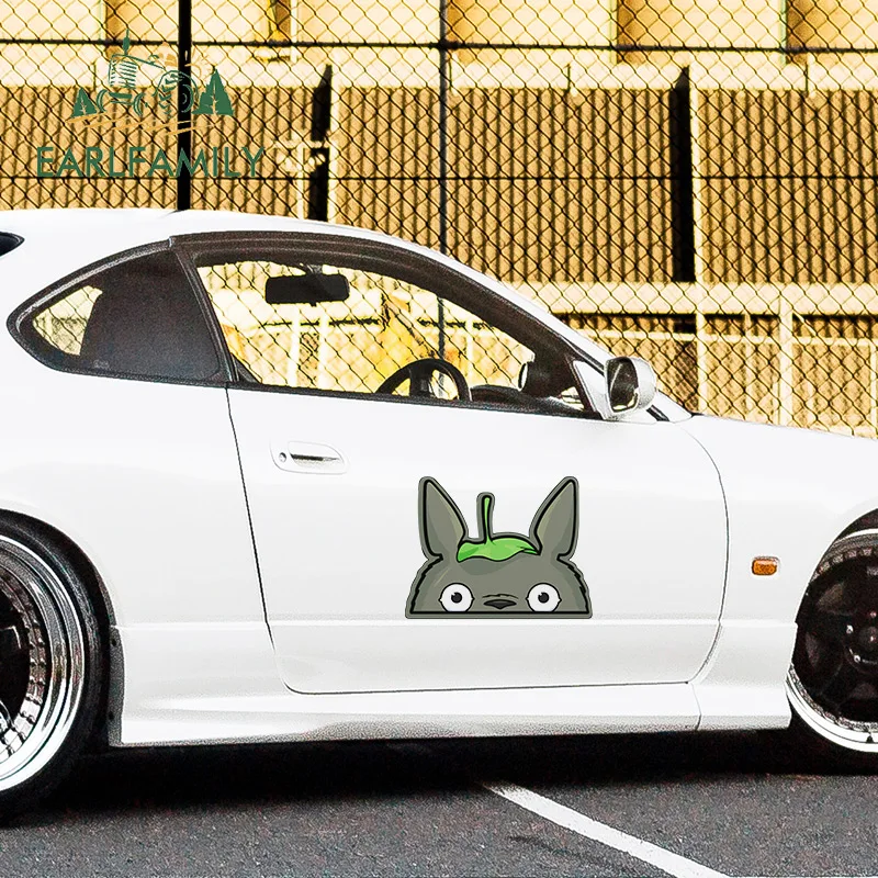 

EARLFAMILY 43 см x 33 см для Totoro Peeking устойчивые к царапинам автомобильные наклейки Водонепроницаемая наклейка виниловый материал для украшения мо...