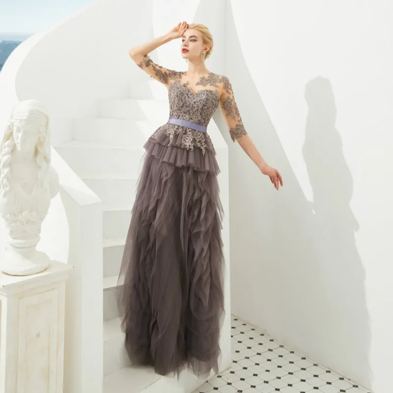 

Tiered Tulle Satin Belt Wedding Dress Applique Half Sleeves Slim-line button Bridal Gown Dress