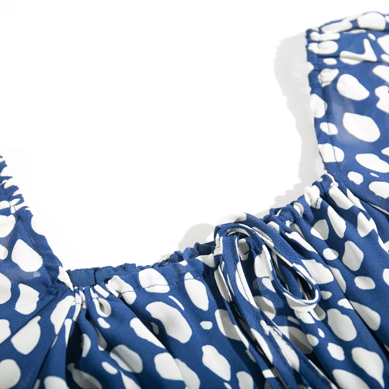 Летнее женское платье повседневное приталенное с бантом и принтом | Женская