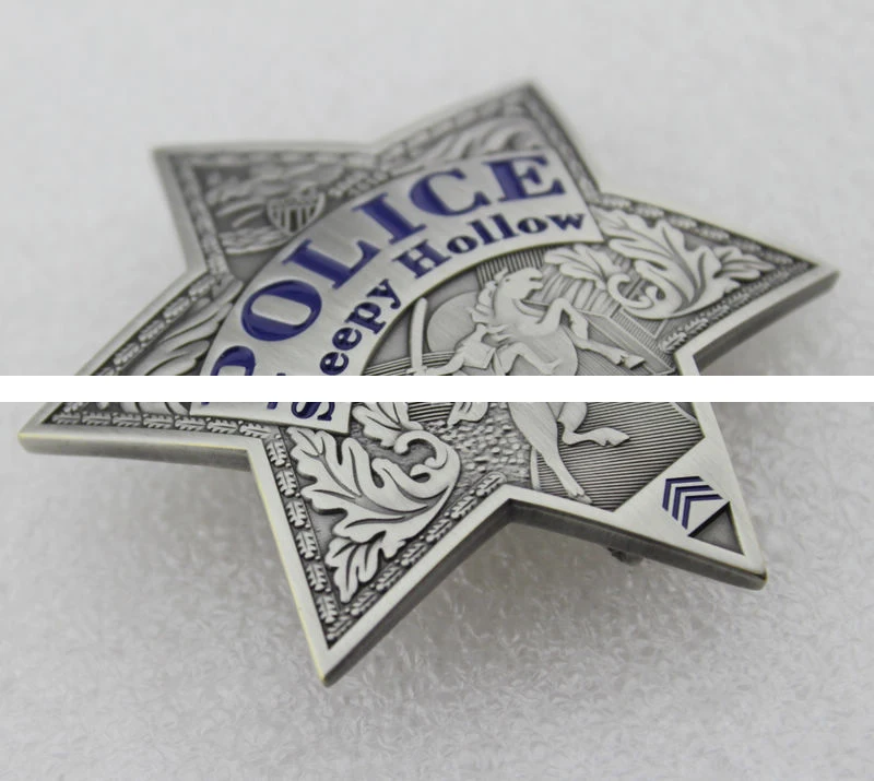 Реплика фильм Prop Pin значок-сонный полый полицейский телевизионный шоу значок реквизит Реплика с держателем и цепочкой