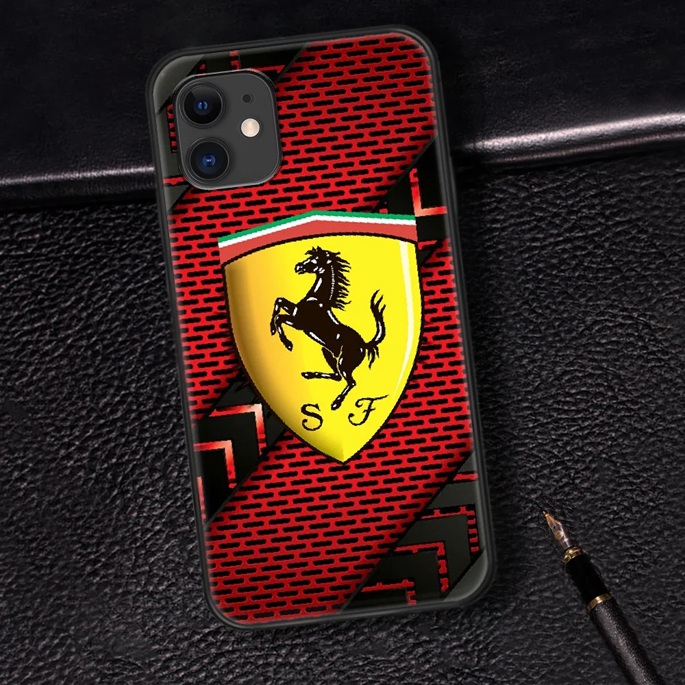 

Luxury Car Ferrari Phone Case For Iphone 5 5S SE 2020 6 6S 7 8 Plus 11 12 Mini X XS XR Pro Max black Waterproof Trend Hoesjes