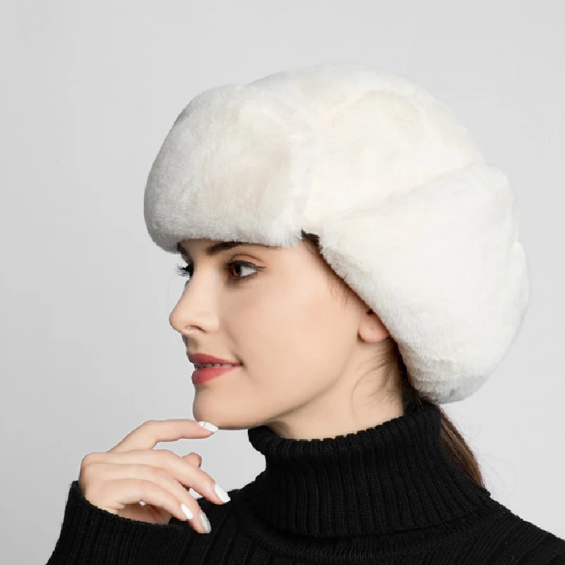 Зимние женские шапки бомберы шапка бархатная теплая утепленная ушанка русская