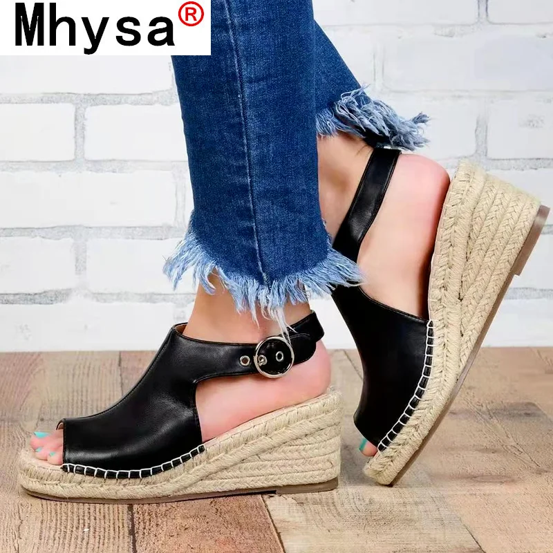 

Сандалии женские на танкетке, босоножки на высоком каблуке, открытый носок, ремешок на щиколотке, пряжка, модная обувь на платформе, лето