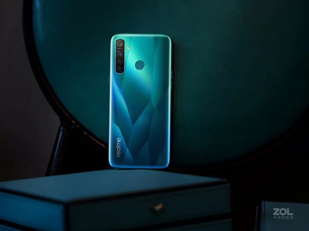 DHL Быстрая сотовый телефон Oppo Realme Q Snapdragon 712 Android 9,0 6," полный экран МП 5 камер 8 Гб ram 128B rom