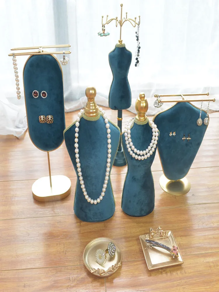 

New 4Style Double Faced Flannelette Female mannequin Decoration Ornament Storage Necklace Earring Craft Jewelry Rack 1PC D384