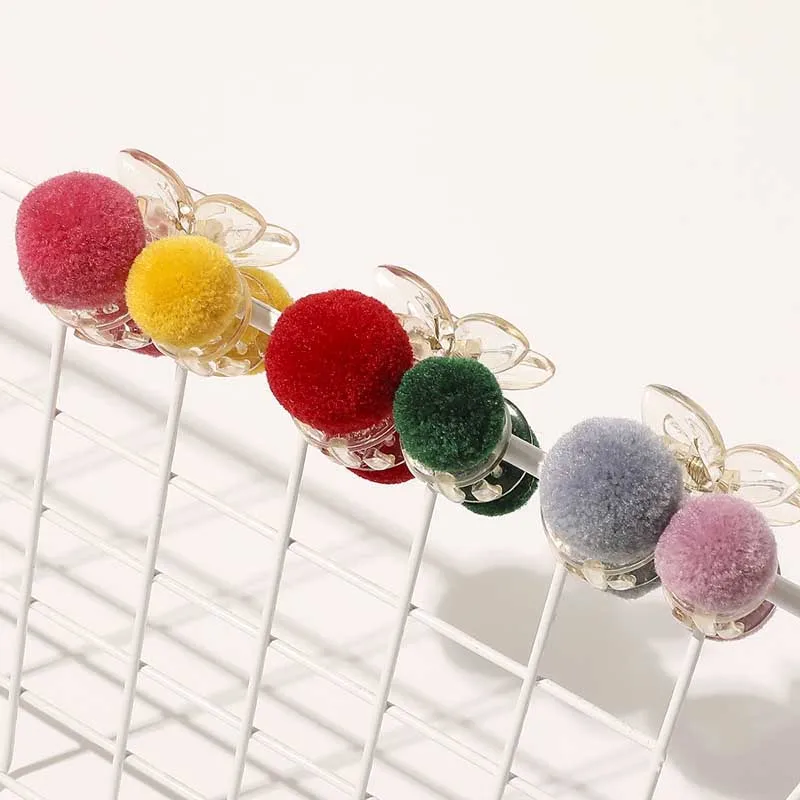 

Girls Hairpins Small Lovely Soft Fur Pompom Mini Ball Gripper Hairball Cherry Pom Hairclips Children Hair Claws Hair Accessories