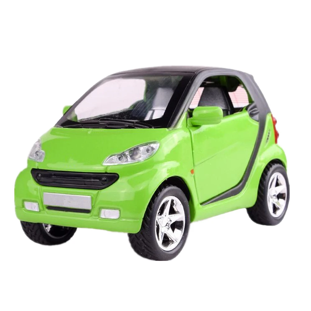

Green Diecast Model Pull Back Car Collectible Toy Gifts With Sound & Light 1/32 Scale For Smart Fortwo