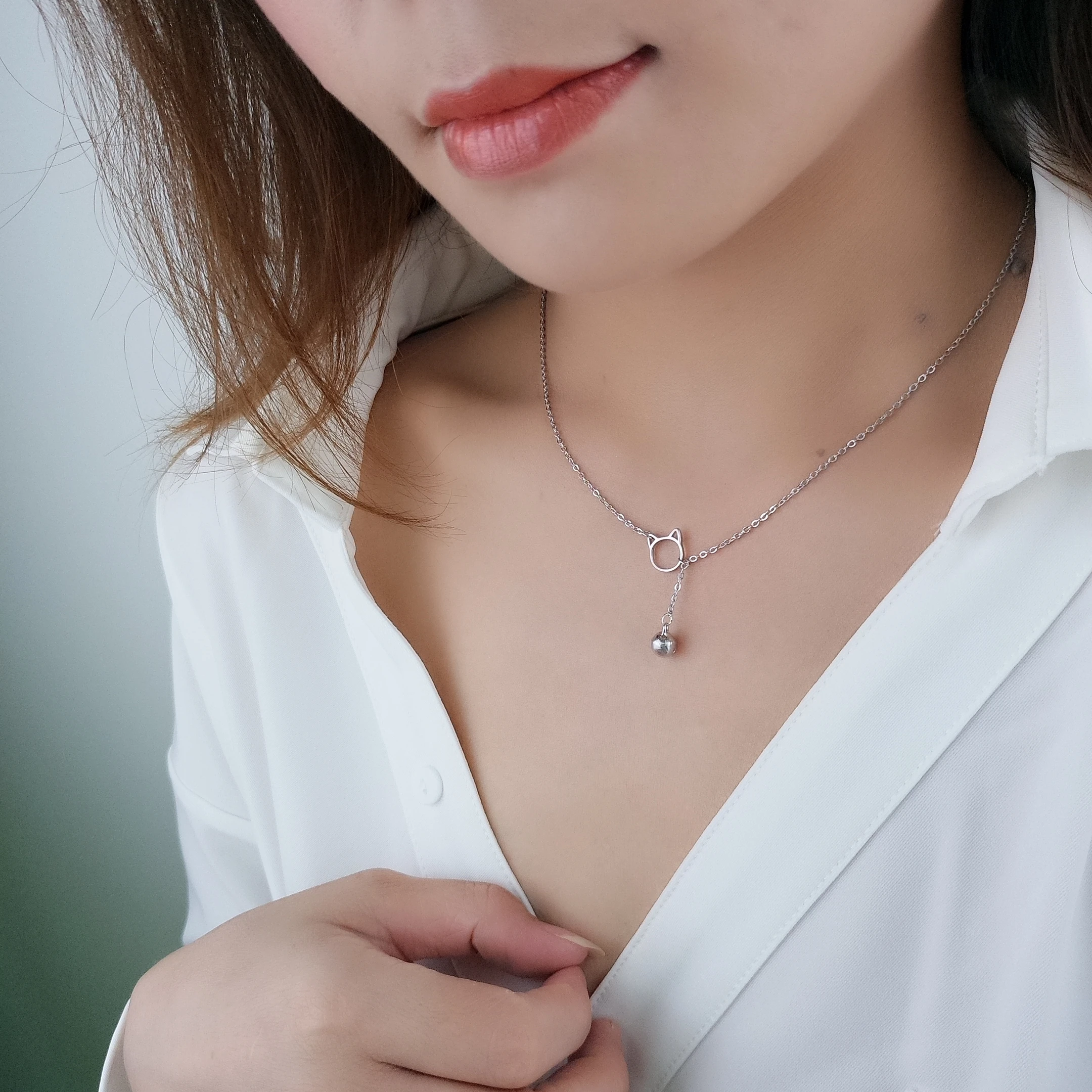 

MEEKCAT New Arrival Fashion Real 925 Sterling Silver Cat And Bell Cute Chain Necklace Pendant For Women Exquisite Animal Jewelry