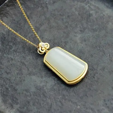 

Natural Hetian Jade White Jade Tranquility and Peace Plate Pendant Clavicle Chain S925 Sterling Silver Jade Necklace Simple Jewe