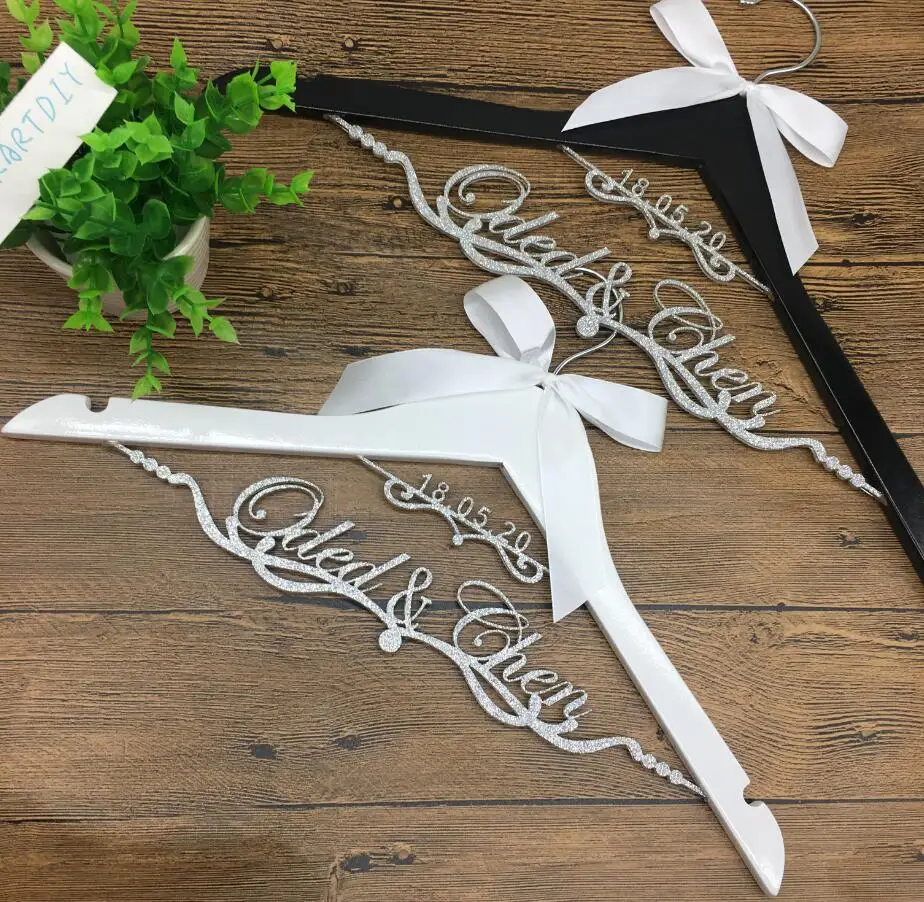 Персонализированные блестящие серебряные Свадебные вешалки для одежды