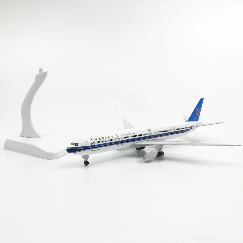 

20 China Southern A380 /Boeing 777
