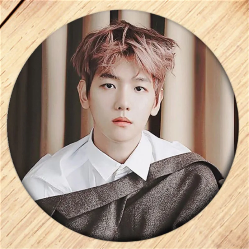 Бесплатная доставка Kpop EXO CHANYEOL BAEKHYUN Брошь булавка для девочек Значки одежды