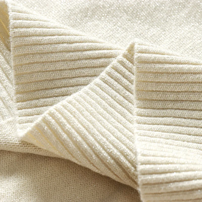 Женский трикотажный пуловер с высоким воротником в рубчик | Женская одежда