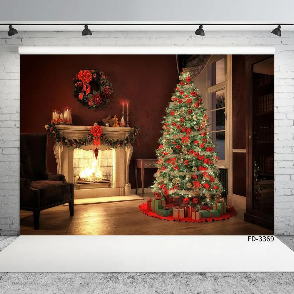 

Christmas indoor wall red flowers Christmas tree Christmas gift holiday photo background photo background