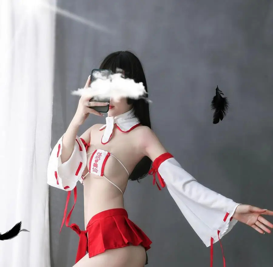 

Anime Maid Cosplay Costumes Japanese Kimono Dress Witch Uniform Cosplay Suit Cute Girls Sexy Heart Bikini Lingerie Set