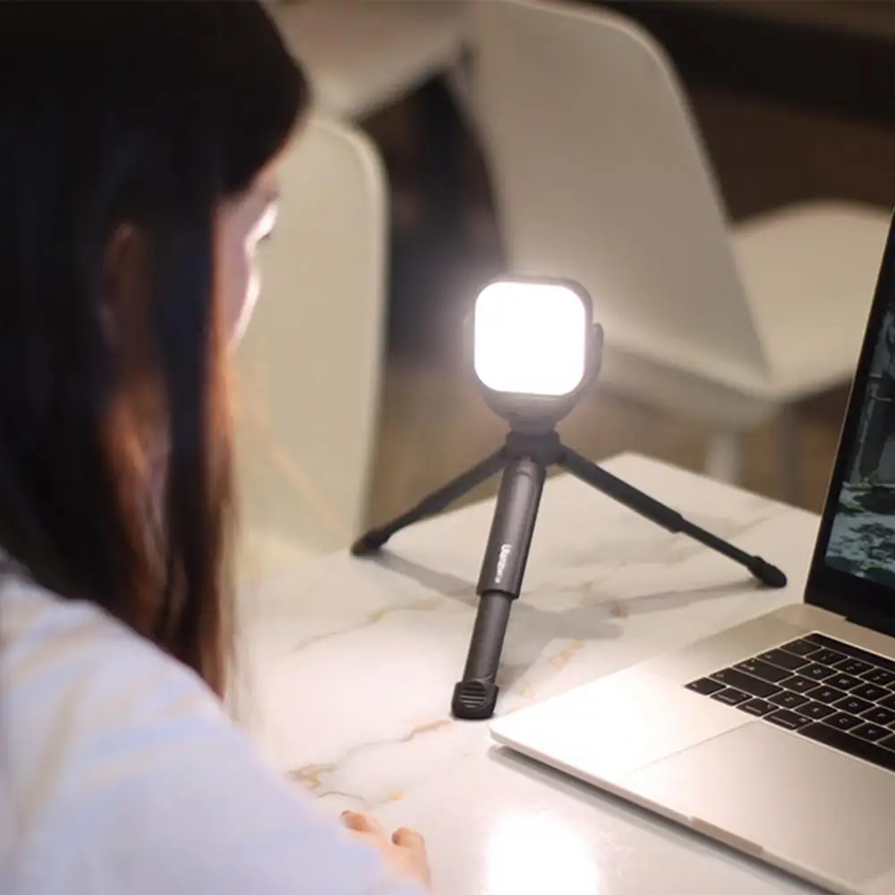 

LED Lamp with Telescopic Foldable Tripod Stand Mobile Phone Live Broadcast Selfie Fill Light Vlog Video Photography Light