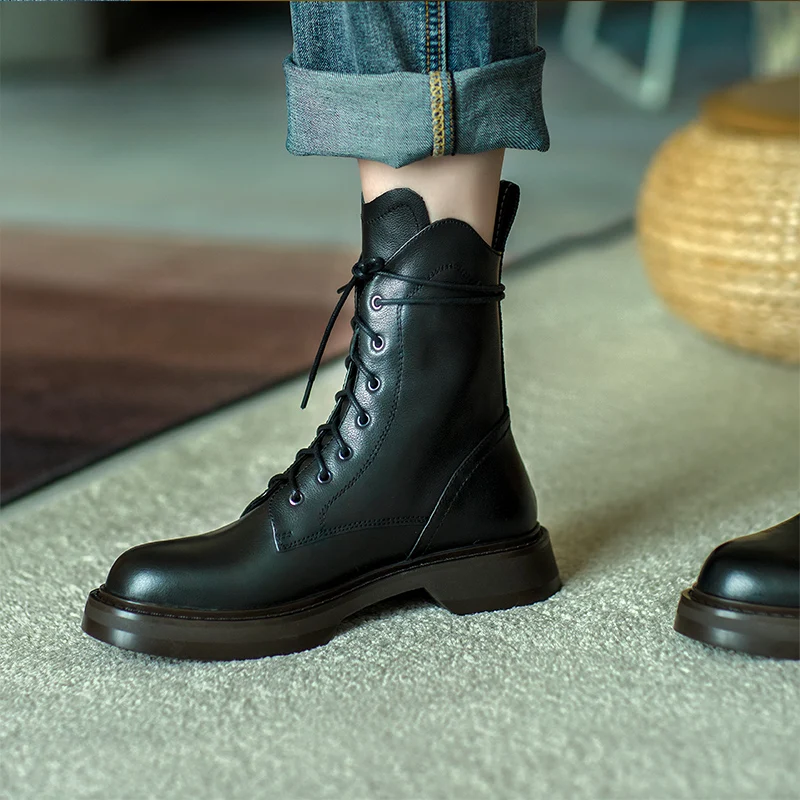 

2020 Spring and Autumn new chunky with mid-tube Martin boots to match handsome female boots fashion motorcycle boots X598