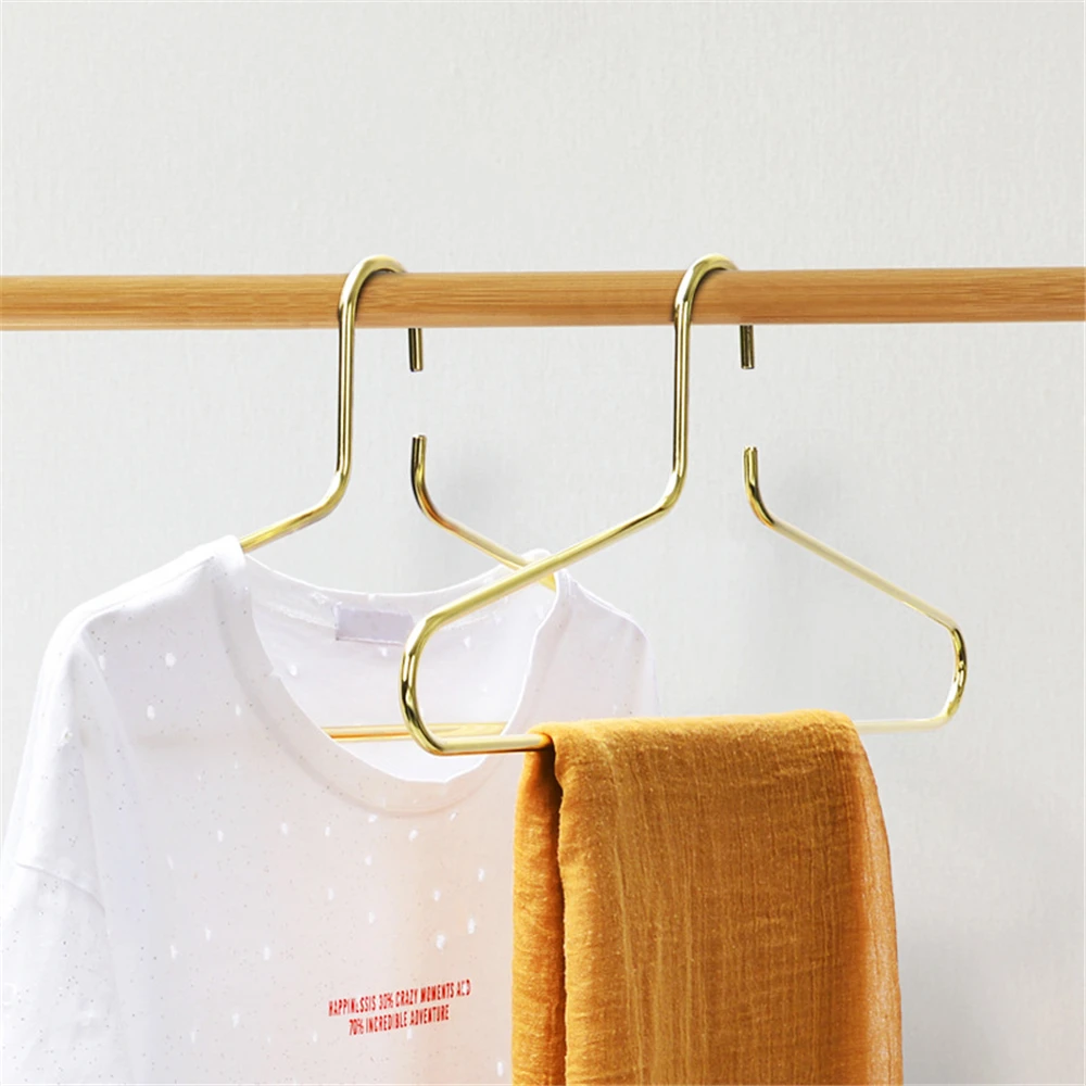 

3-5pcs/lot Bold Gold plated Hanger Storage Home Nordic Style Wide-shoulder Thickened Clothes Hanger Daily Use Clothes Hanger