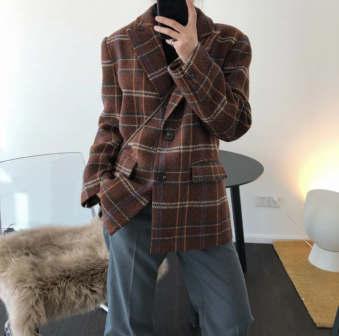 

Autumn and winter new retro British fashionable plaid woolen suit wild was thin back split suit Blazers women's clothing coat