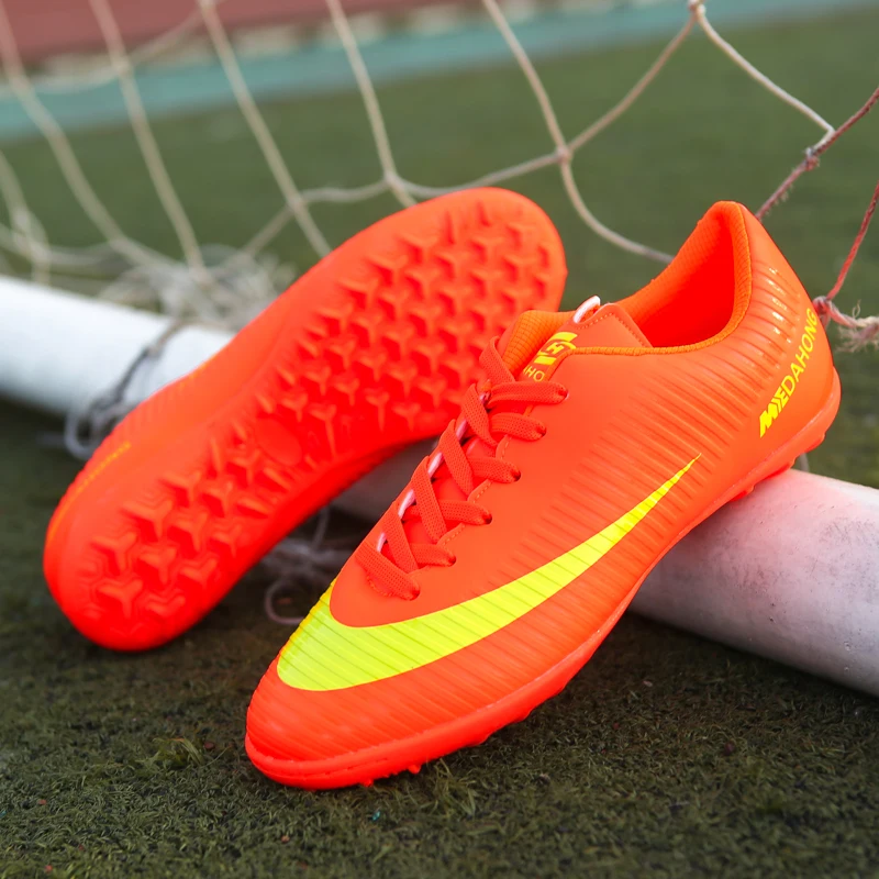 New Professional Men Kids Turf Indoor Soccer Shoes Cleats Original Superfly Futsal Football Boots Sneakers Men Chaussure De Foot
