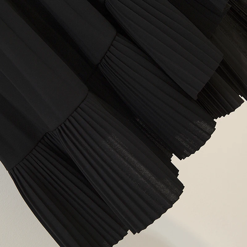 

Autumn Women Latest Fashion Turtleneck Elegant Red Sweater Irregular Pleated Black Skirt Leisure Suit 2 Pcs Set Clothing