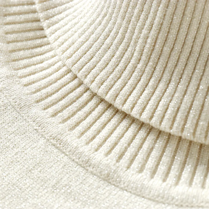 Женский трикотажный пуловер с высоким воротником в рубчик | Женская одежда