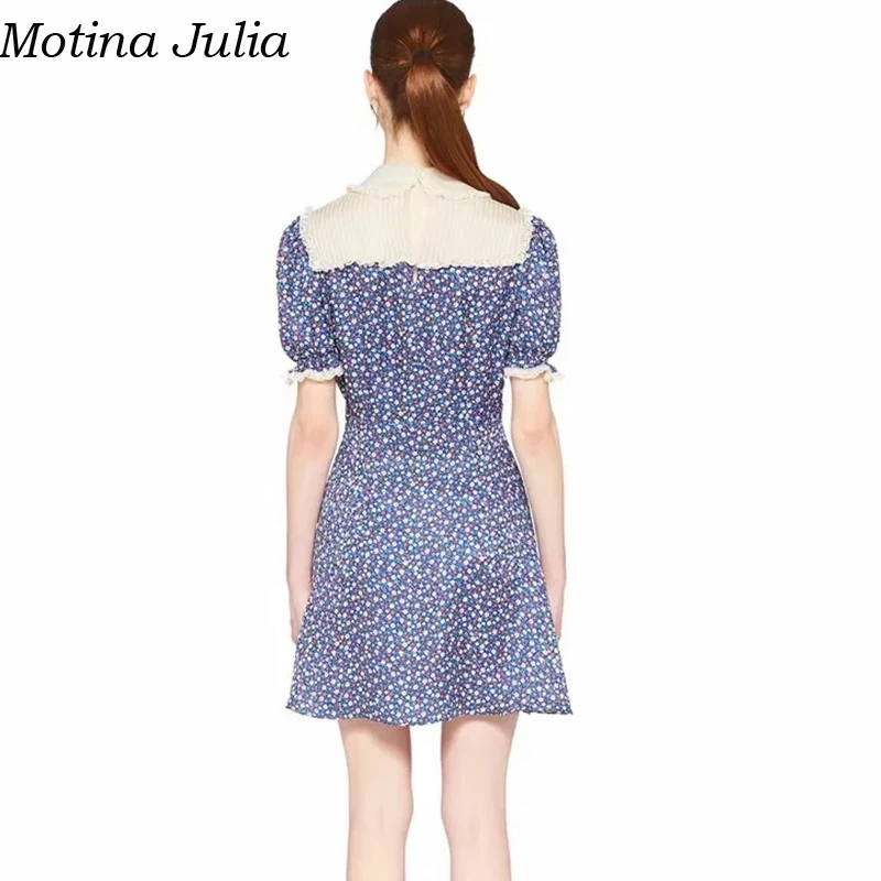 Женское кружевное платье с цветочным принтом Motina белое Повседневное на